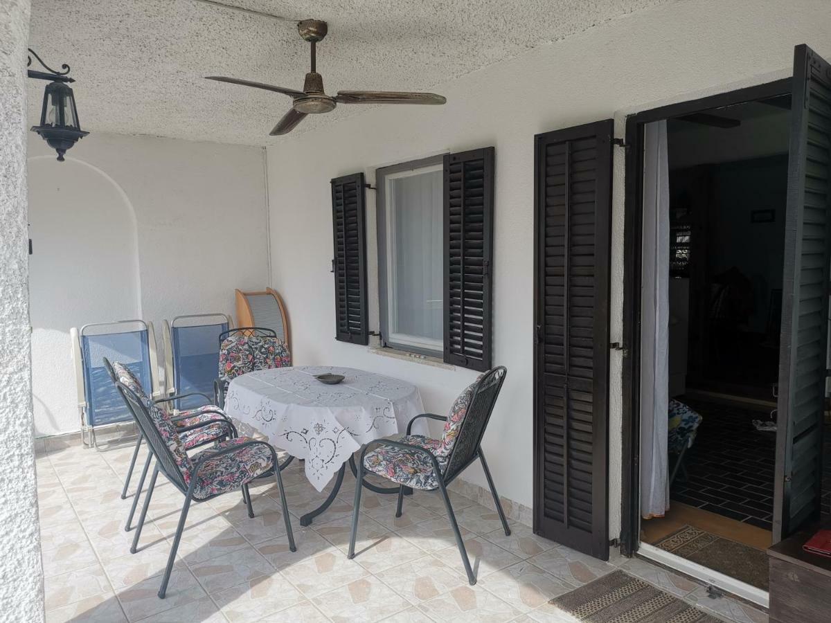 Apartma Soncek Premantura Exterior foto